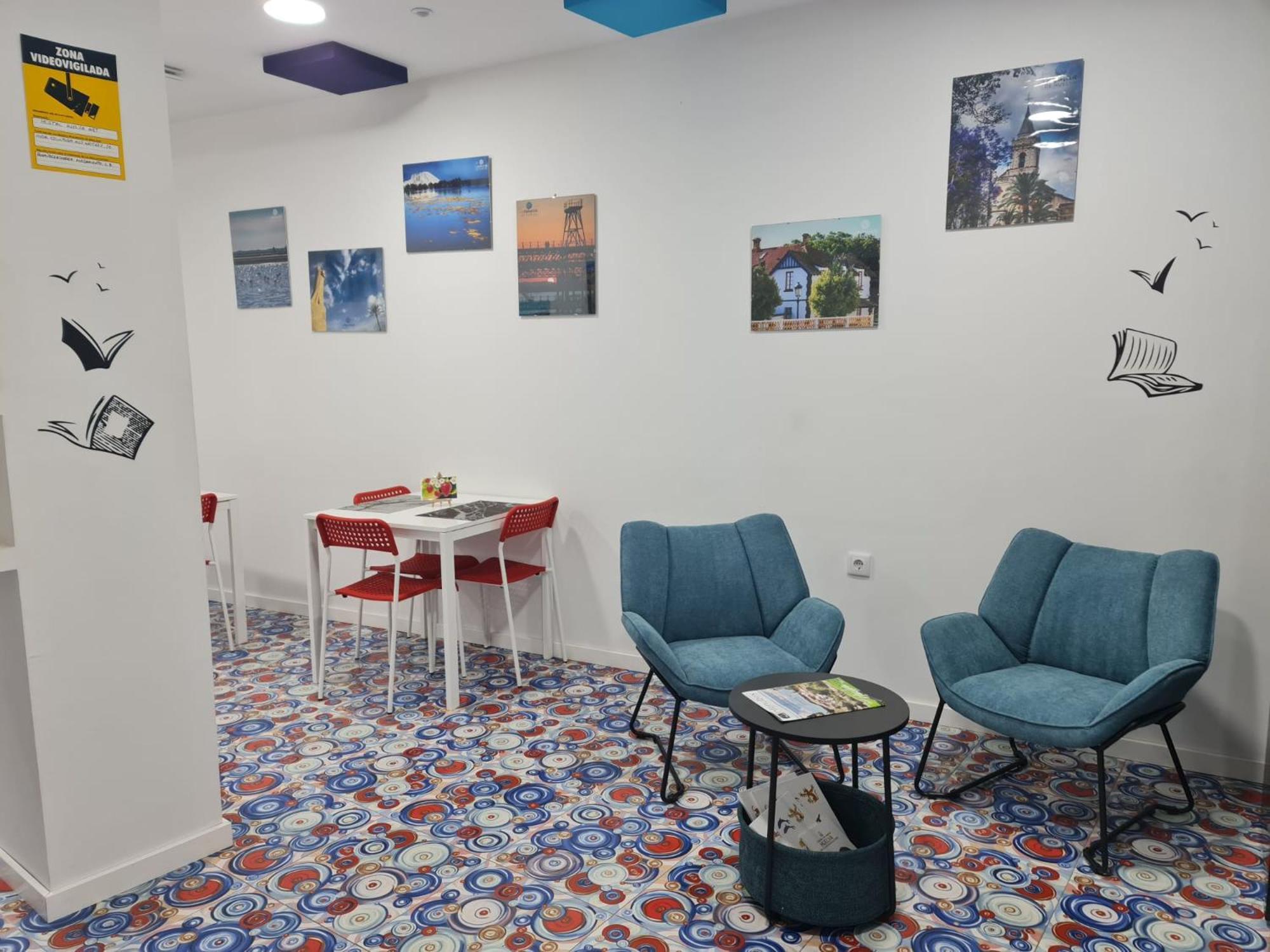 Отель Huelva Art Экстерьер фото